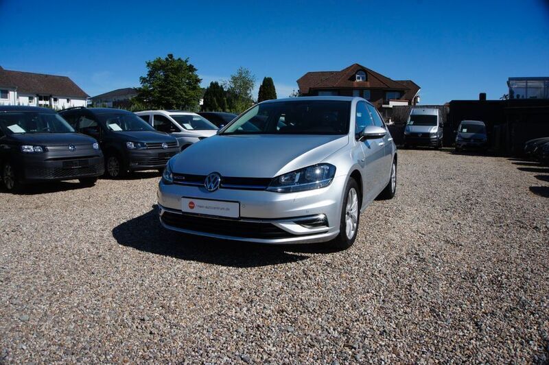 Silber Gebraucht 2019 VW Golf VII Limousine | 15.990 € (Superpreis) - Bild 1/4