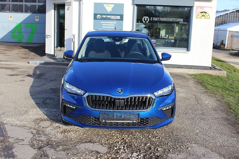 Gebraucht Skoda Scala Selection 116 PS (85 kW) 2025 Blau Kleinwagen
