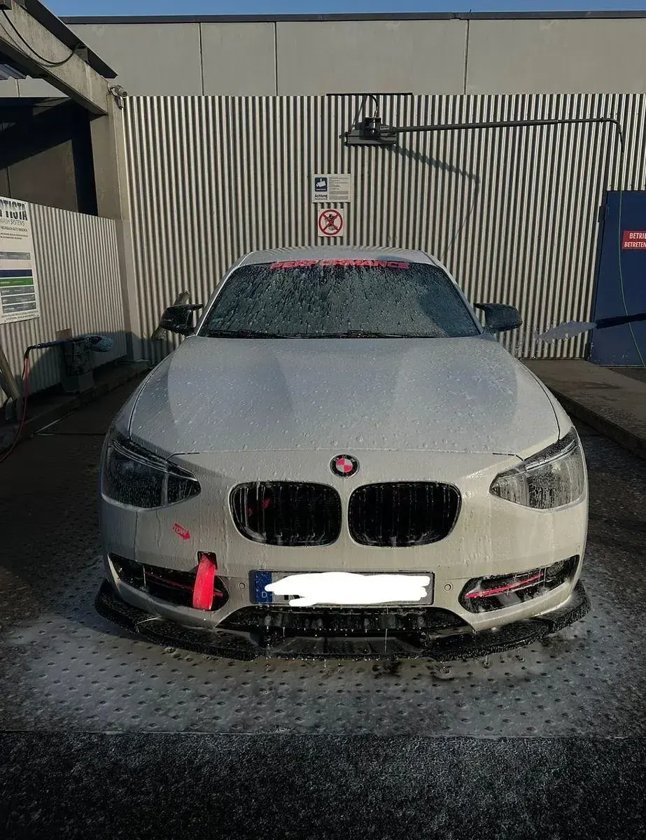 Gebraucht BMW 118 Sport Line 170 PS (125 kW) 2014 Weiß Kleinwagen