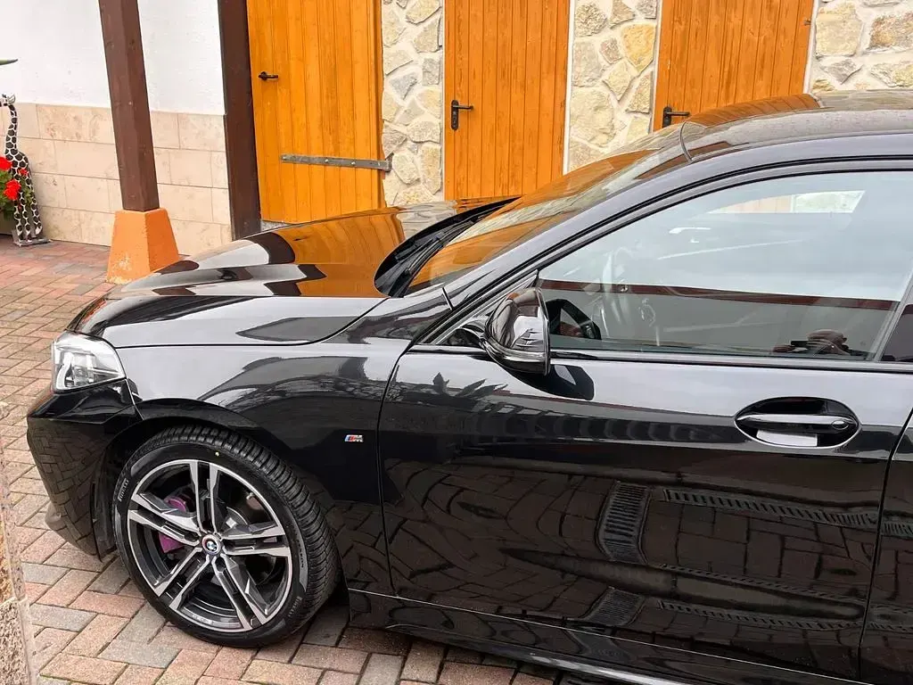 Gebraucht BMW 120 M Sport 190 PS (139 kW) 2021 Schwarz Kleinwagen