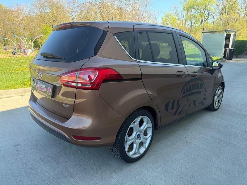 Gebraucht Ford B-MAX Titanium 120 PS (88 kW) 2013 Braun Van / Kleinbus