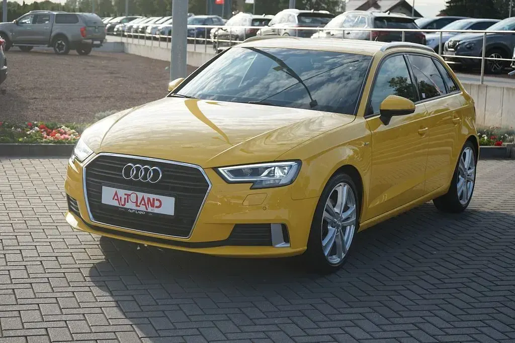 Gebraucht Audi A3 S-Line 150 PS (110 kW) 2019 Gelb Limousine