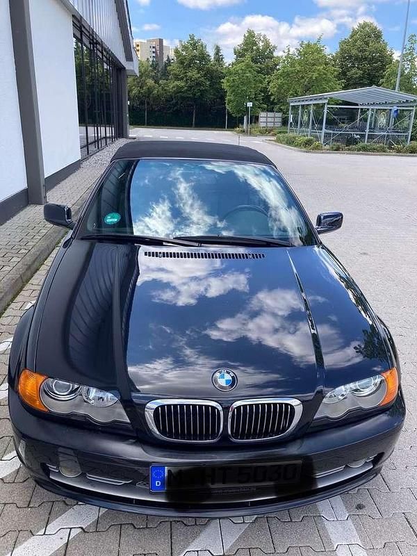 Schwarz Gebraucht 2001 BMW 330 Cabriolet Cabrio | 17.900 € (Fairer Preis) - Bild 1/4
