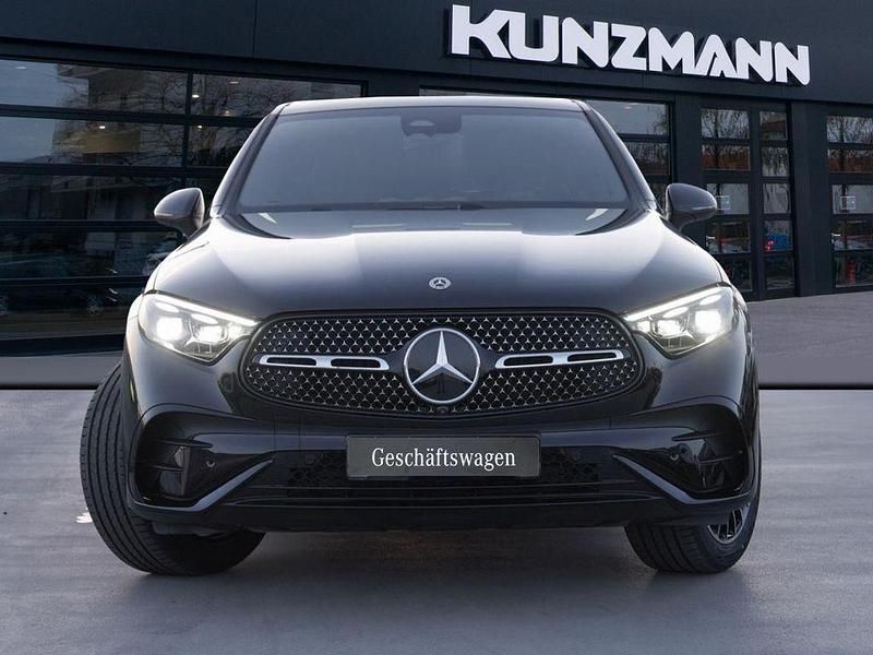 Gebraucht Mercedes GLC300 AMG 269 PS (197 kW) 2026 Obsidianschwarz metallic Coupé