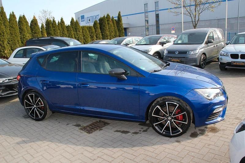 Gebraucht Cupra Leon 300 PS (220 kW) 2019 Blau Limousine