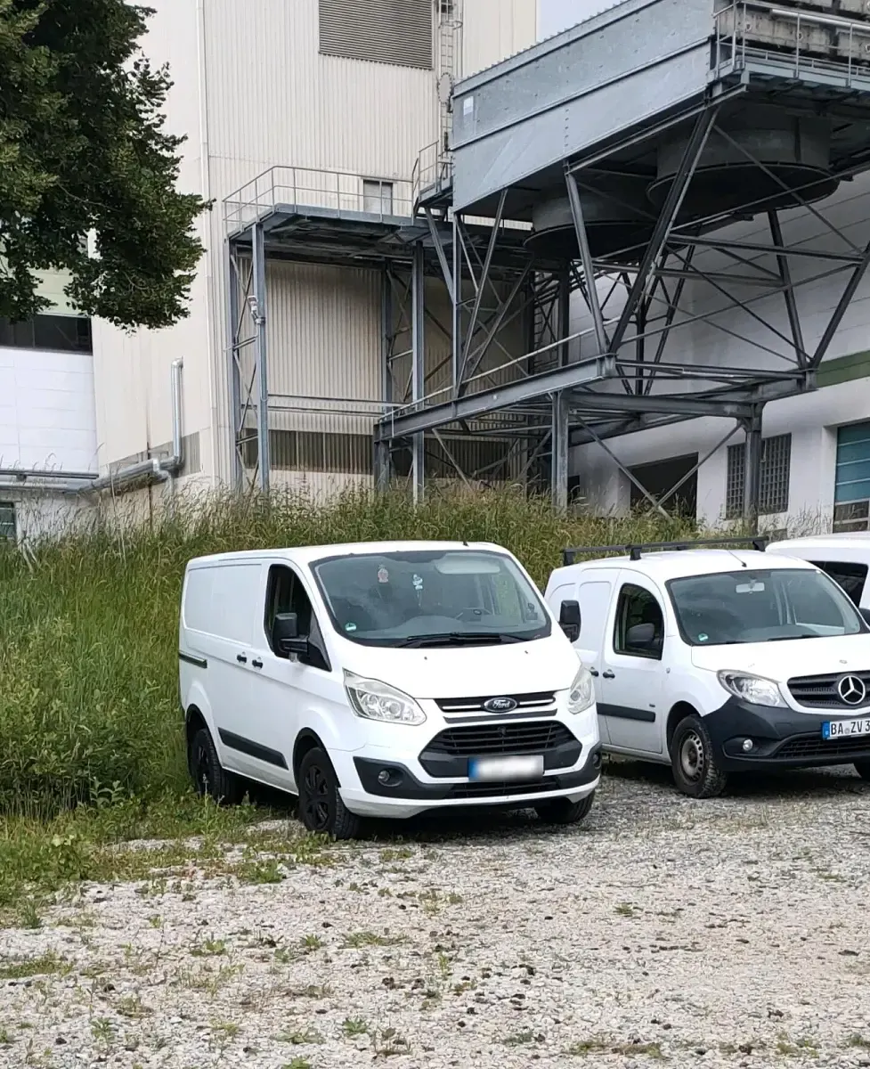Gebraucht Ford Transit 125 PS (91 kW) 2012 Weiß Van / Kleinbus
