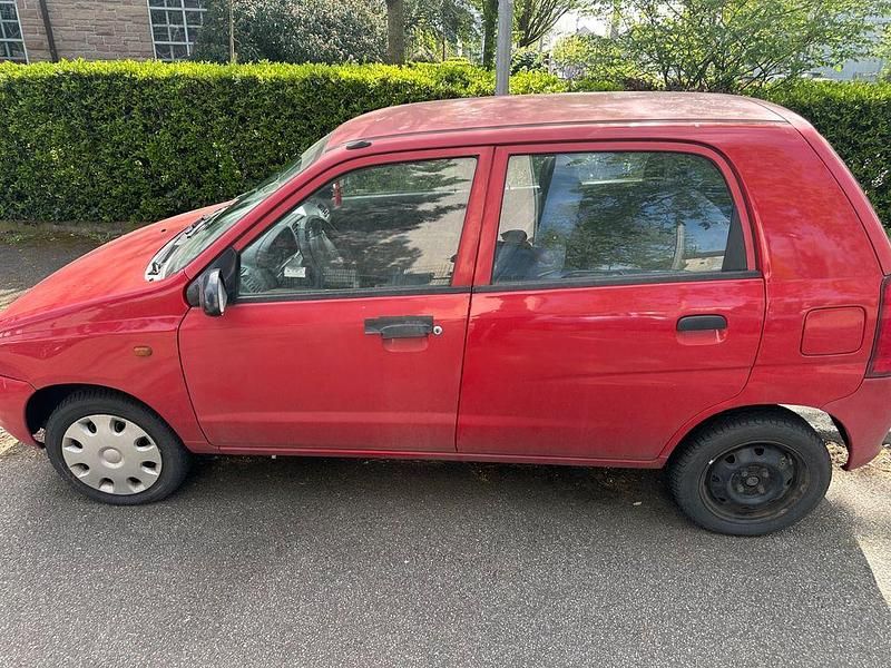 Occasion Suzuki Alto 63 ch (46 kW) 2004 Rouge Citadine
