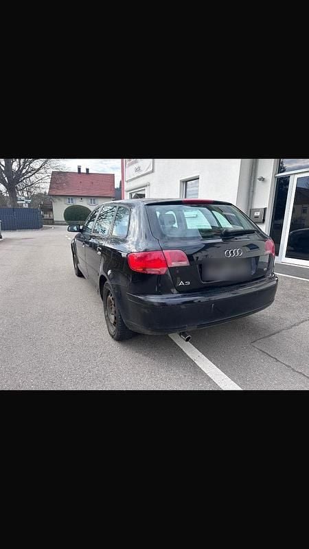 Gebraucht Audi A3 85 PS (62 kW) 2006 Schwarz Kleinwagen
