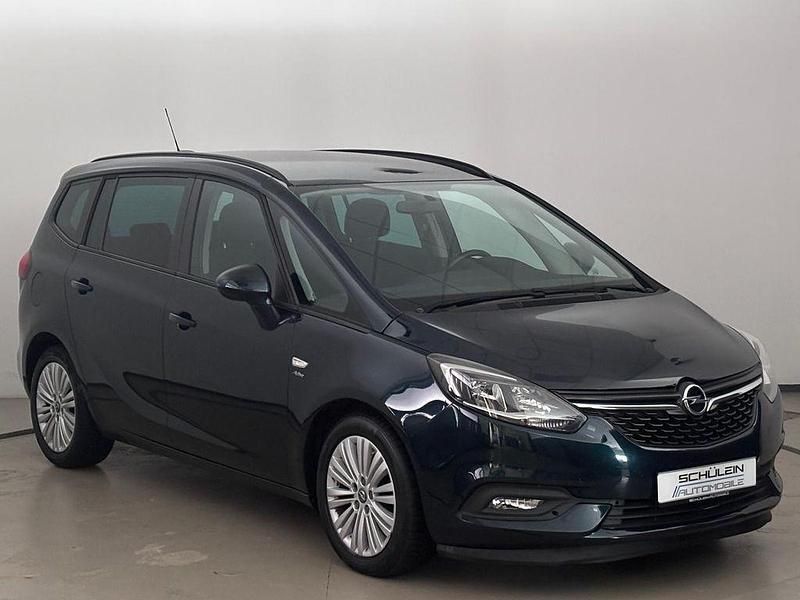 Gebraucht Opel Zafira 131 PS (96 kW) 2017 Smaragd gruen (mi) Van / Kleinbus
