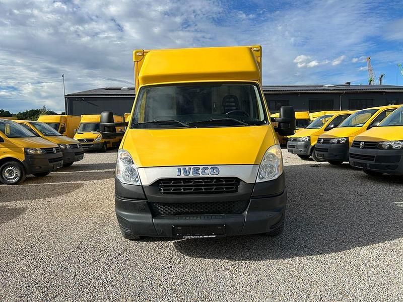 Gelb Gebraucht 2013 Iveco Daily Limousine | 7.690 € (Fairer Preis) - Bild 1/4