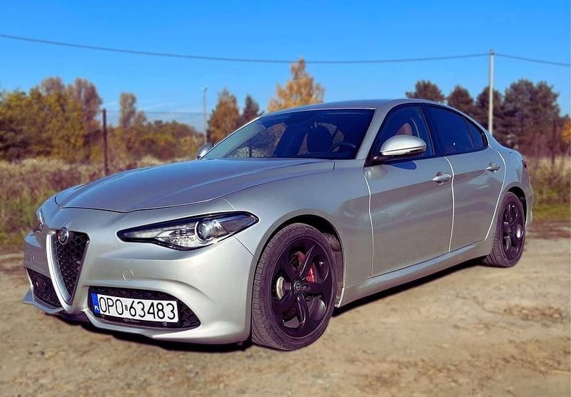 Gebraucht Alfa Romeo Giulia 280 PS (205 kW) 2017 Silber Limousine
