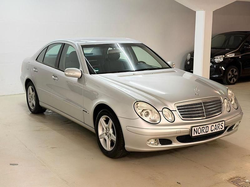 Brugt Mercedes E200 Classic 163 HK (119 kW) 2003 Sølv Sedan