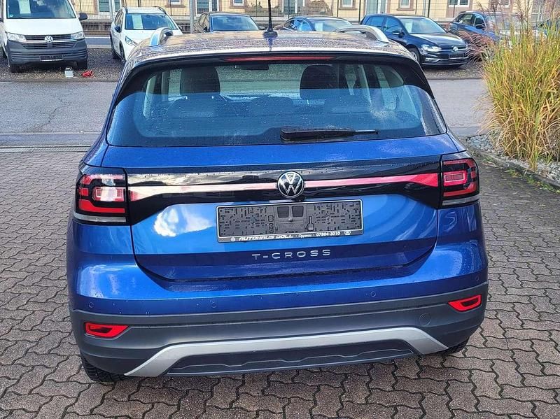 Gebraucht VW T-Cross Style 110 PS (80 kW) 2022 Reef blue metallic SUV