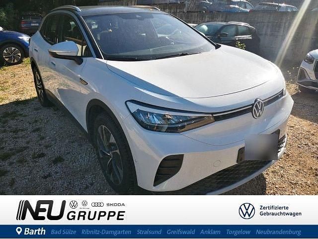 Weiß Gebraucht 2023 VW ID.4 Pro Performance SUV | 27.379 € (Superpreis) - Bild 1/4