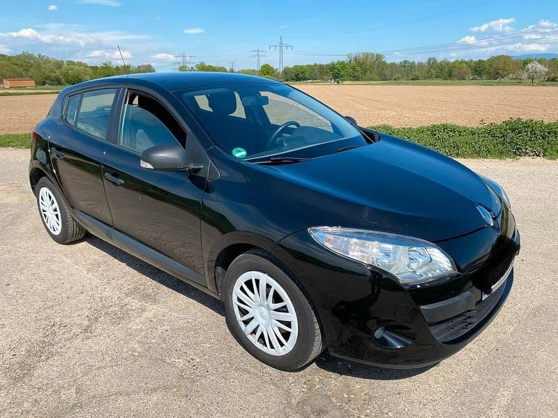 Second-hand Renault Mégane 100 CP (73 kW) 2011 Negru Berlinǎ
