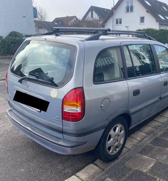 Gebraucht Opel Zafira Elegance 125 PS (91 kW) 2000 Grau Van / Kleinbus