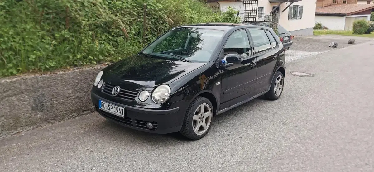 Brugt VW Polo Comfortline 75 HK (55 kW) 2003 Sort Sedan