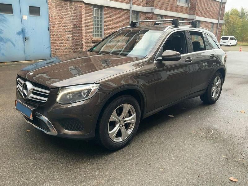 Gebraucht Mercedes GLC220 170 PS (125 kW) 2016 Braun SUV