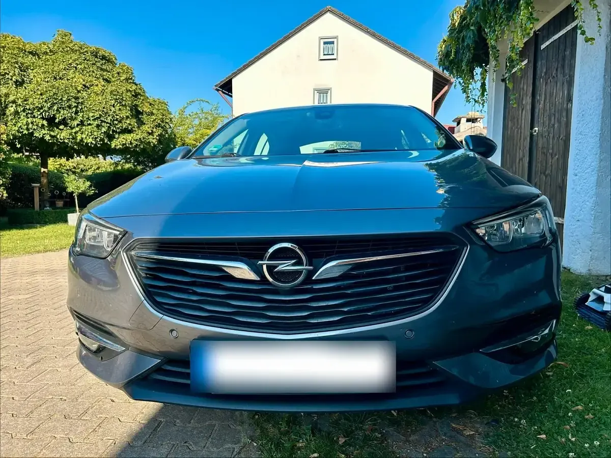 Gebraucht Opel Insignia Sport 136 PS (100 kW) 2018 Grau Limousine
