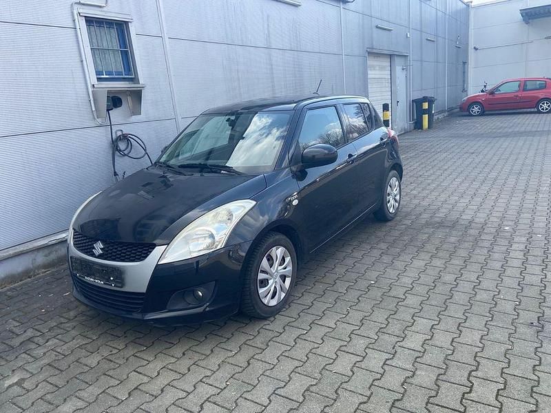 Gebraucht Suzuki Swift Comfort 75 PS (55 kW) 2011 Schwarz Kleinwagen