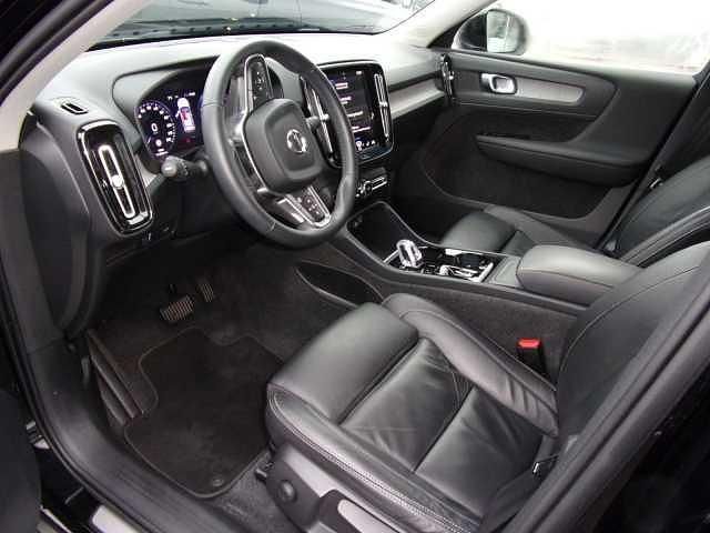 Gebraucht Volvo XC40 145 PS (106 kW) 2021 SUV
