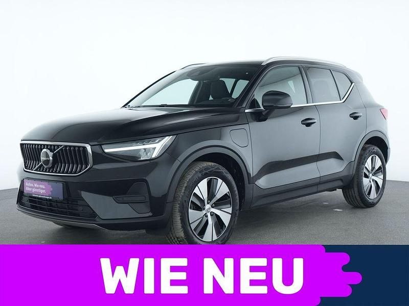 Onyx black Gebraucht 2022 Volvo XC40 Core SUV | 28.439 € (Superpreis) - Bild 1/4