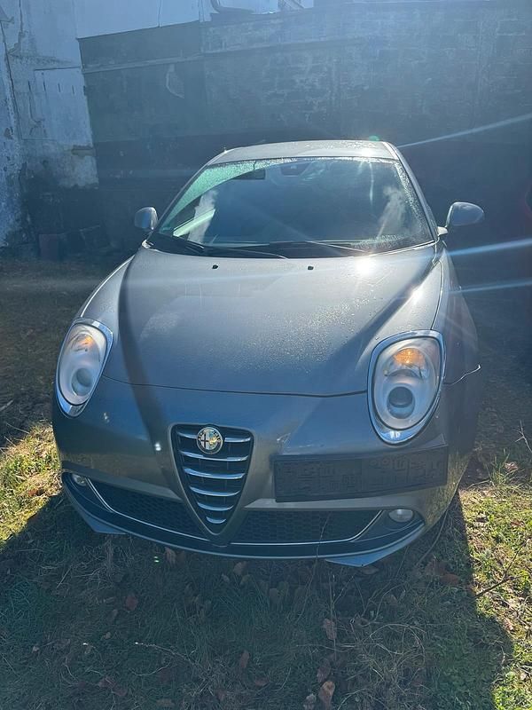 Gebraucht Alfa Romeo MiTo 95 PS (69 kW) 2010 Grau Kleinwagen