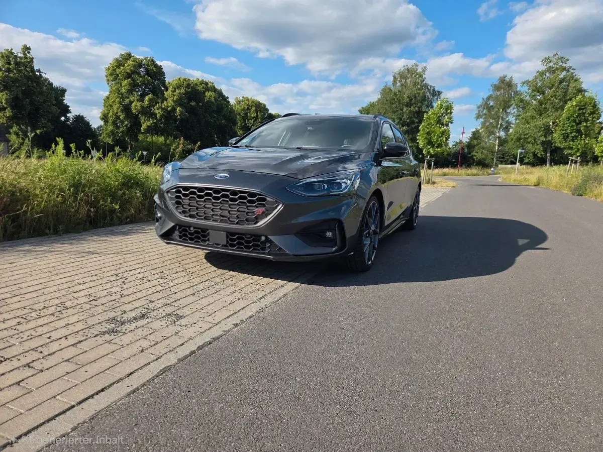 Gebraucht Ford Focus ST 280 PS (205 kW) 2020 Grau Kombi