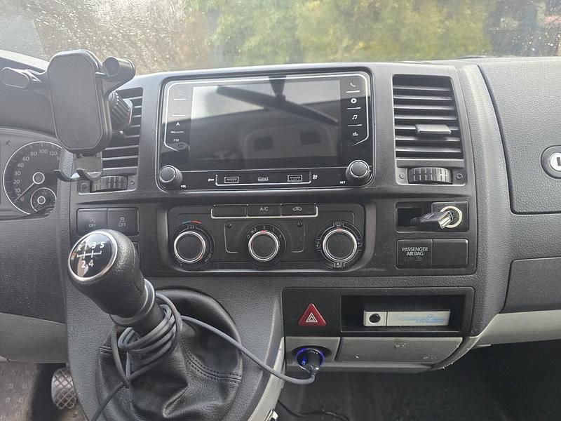 Gebraucht VW Transporter 114 PS (83 kW) 2012 Orange Van