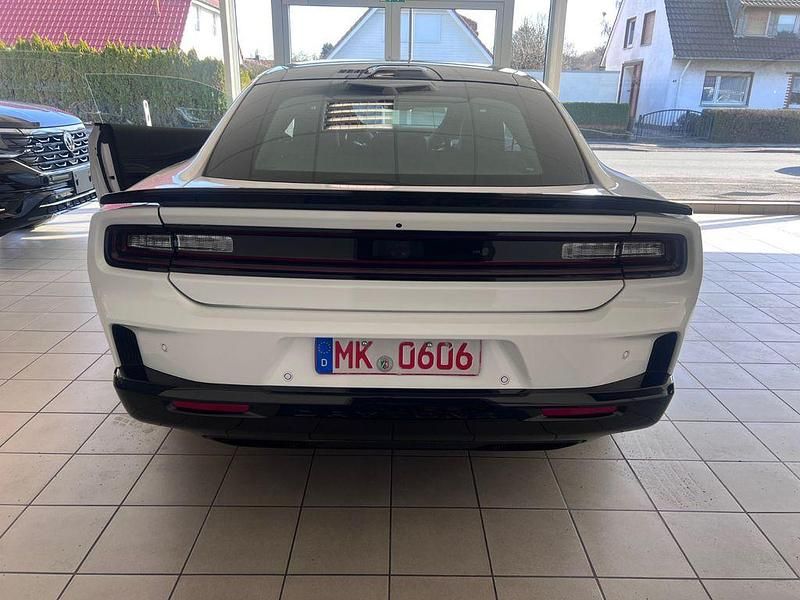 Neu Dodge Charger 500 kW (680 PS) 2026 Weiß