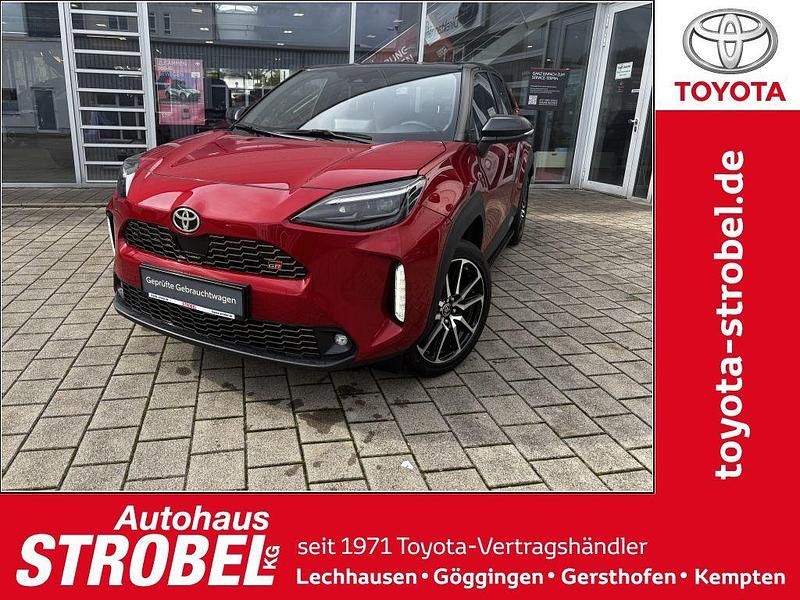 Rot Gebraucht 2023 Toyota Yaris Cross Advance SUV | 29.690 € (Teuer) - Bild 1/4