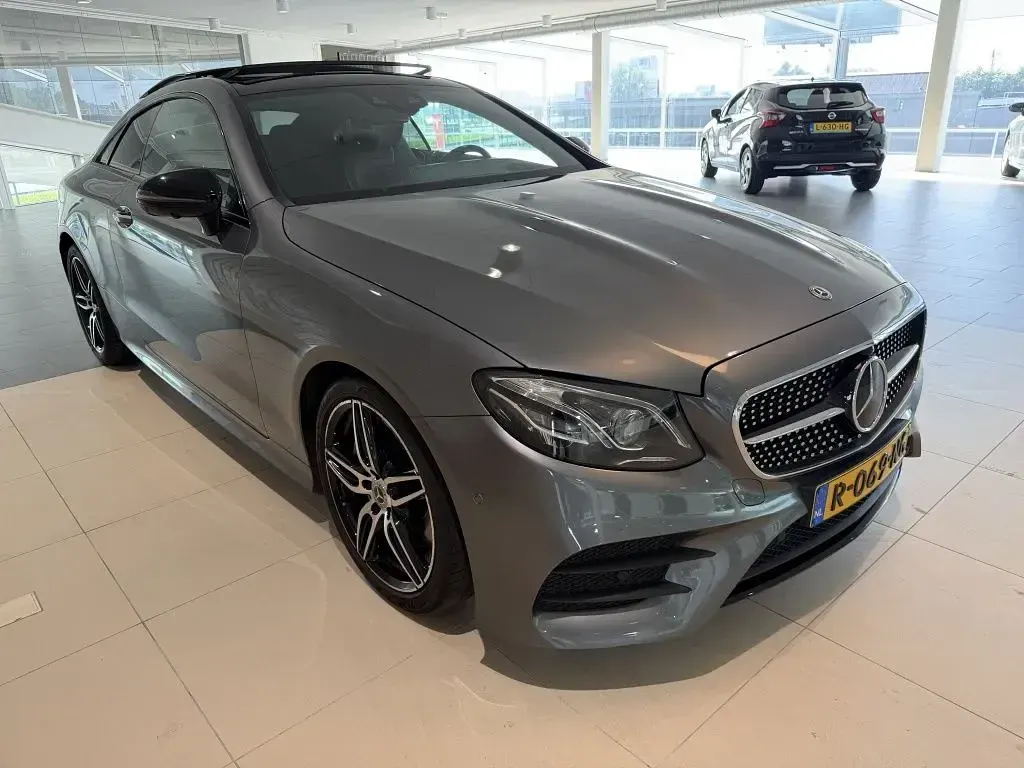Gebraucht Mercedes E300 Premium Plus 245 PS (180 kW) 2019 Grau Coupé