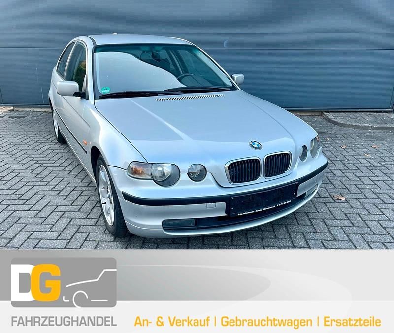 Silber Gebraucht 2002 BMW 316 Compact Sport Line Kleinwagen | 2.250 € (Etwas zu teuer) - Bild 1/4