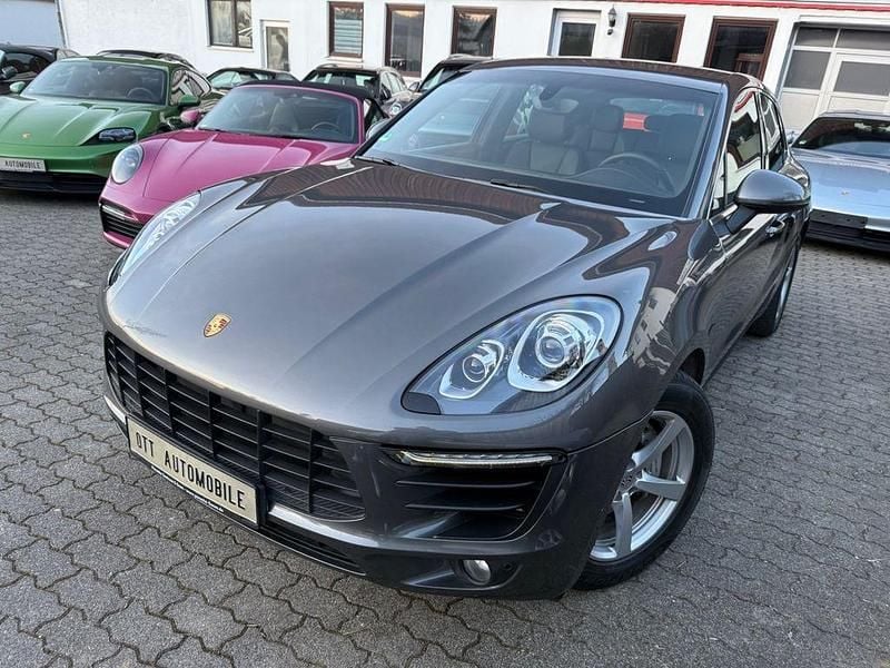 Grau Gebraucht 2014 Porsche Macan S SUV | 31.999 € (Fairer Preis) - Bild 1/4