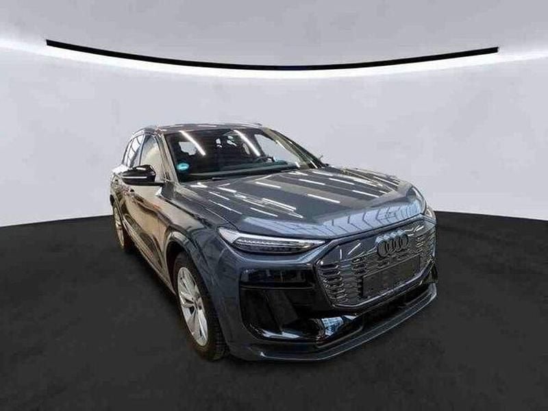 Gebraucht Audi SQ6 e-tron Sport 359 kW (489 PS) 2025 Magnetgrau SUV