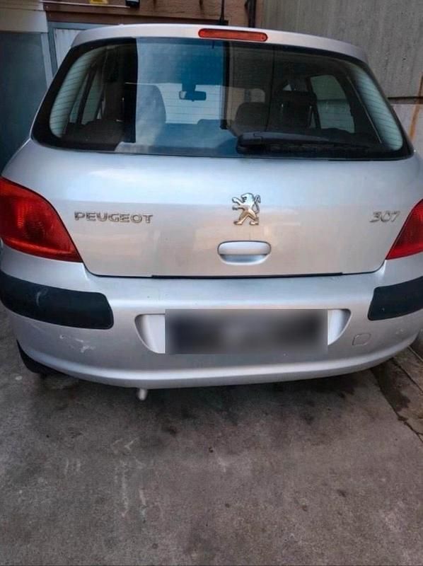 Gebraucht Peugeot 307 80 PS (58 kW) 2004 Silber Kleinwagen