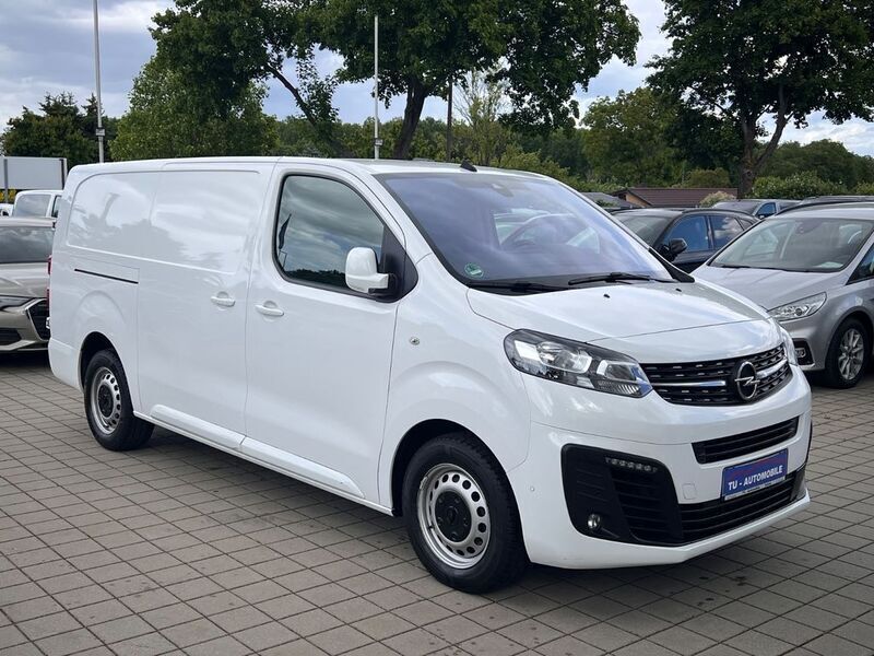 Jade weiss/arktis weiss Gebraucht 2021 Opel Vivaro Elegance Van | 21.990 € (Fairer Preis) - Bild 1/4