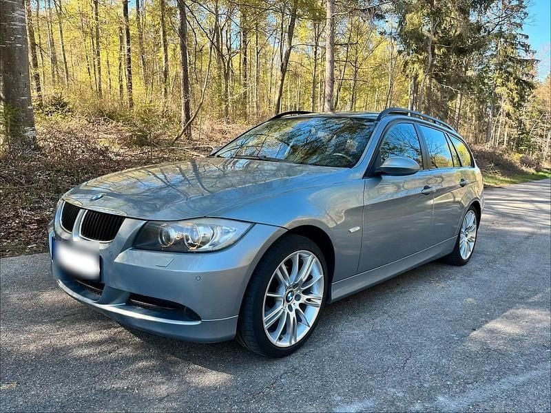 Second-hand BMW 320 163 CP (119 kW) 2007 Andere farben Break
