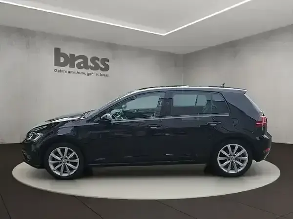 Second-hand VW Golf VII Highline 150 CP (110 kW) 2018 Negru Berlinǎ