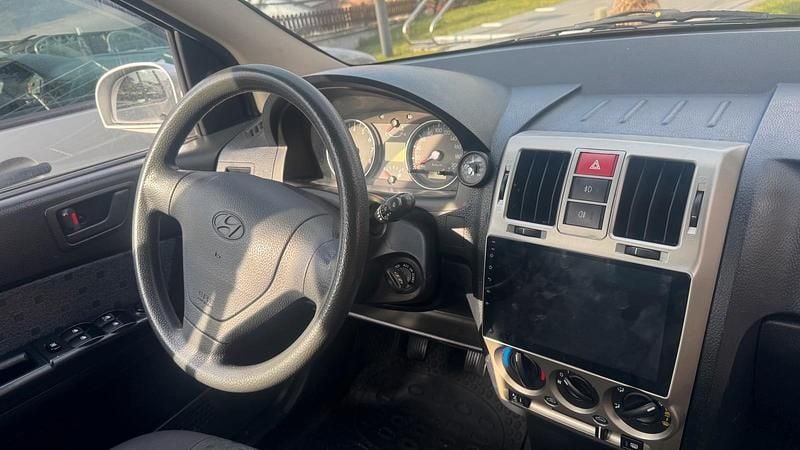 Gebraucht Hyundai Getz GLS 86 PS (63 kW) 2004 Silber Kleinwagen