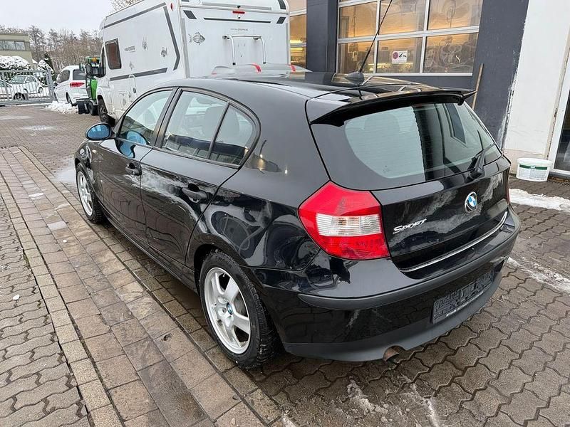 Gebraucht BMW 116 Advantage 116 PS (85 kW) 2006 Schwarz Kleinwagen