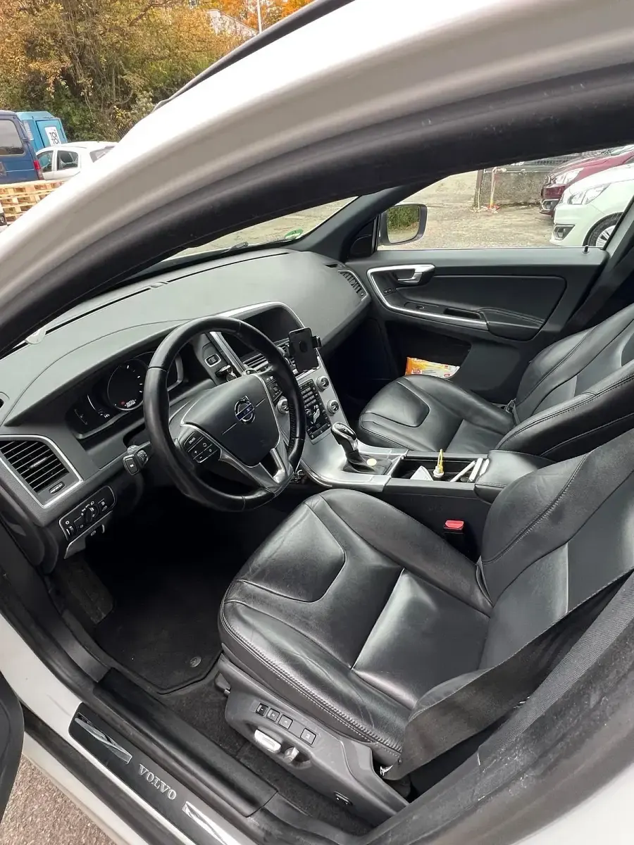 Gebraucht Volvo XC60 2016 Weiß SUV