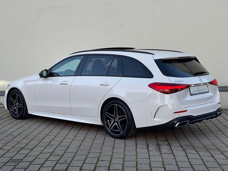 Gebraucht Mercedes C200 Business 163 PS (119 kW) 2023 Polarweiß Kombi