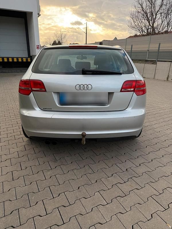 Gebraucht Audi A3 125 PS (91 kW) 2009 Silber Kleinwagen