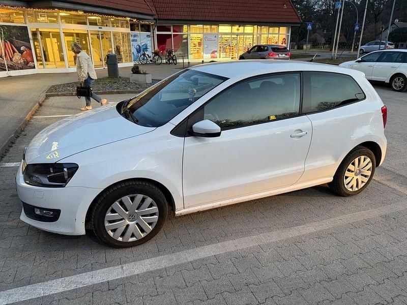 Gebraucht VW Polo Comfortline 69 PS (50 kW) 2010 Weiß Kleinwagen