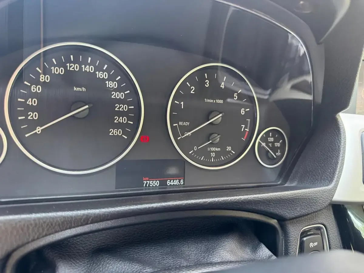 Gebraucht BMW 318 Advantage 136 PS (100 kW) 2017 Blau Limousine