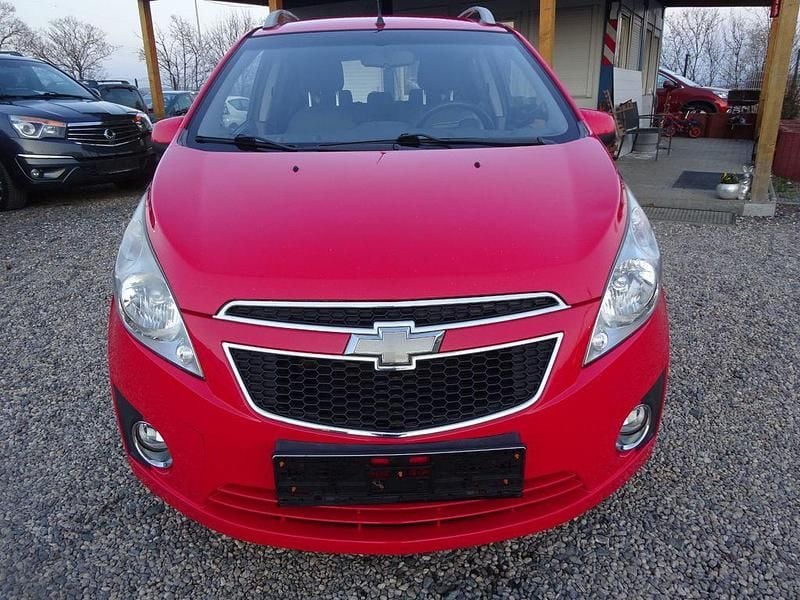 Gebraucht Chevrolet Spark LS 82 PS (60 kW) 2010 Rot Kleinwagen