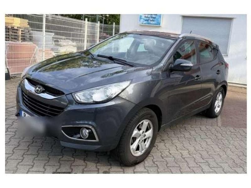 Gebraucht Hyundai Tucson 135 PS (99 kW) 2011 Grau SUV