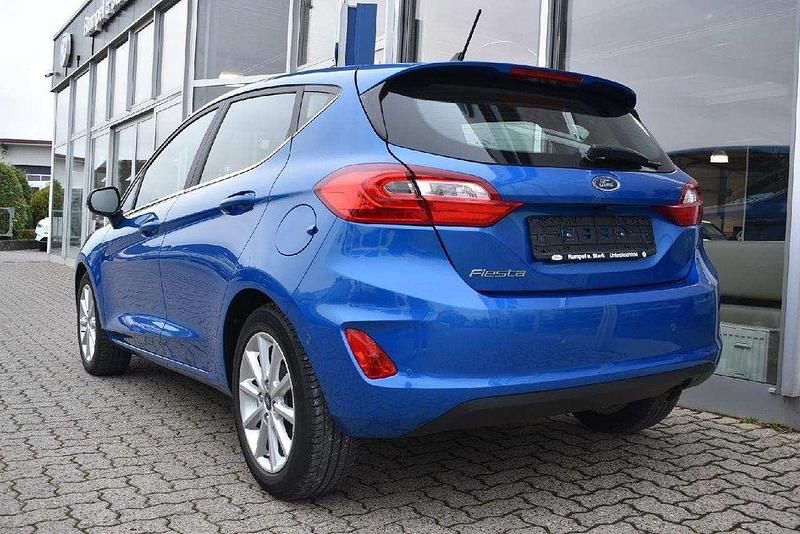 Gebraucht Ford Fiesta Titanium 101 PS (74 kW) 2019 Dynamicblau metallic Kleinwagen