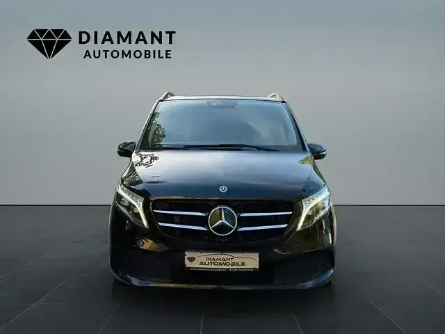 Gebraucht Mercedes V300 Avantgarde 237 PS (174 kW) 2022 Schwarz Van / Kleinbus